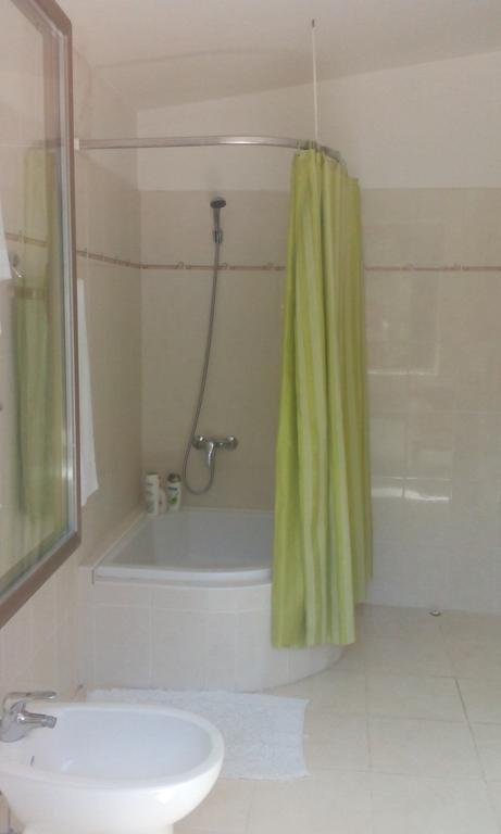 Apartment Tuja Jadrtovac Zimmer foto